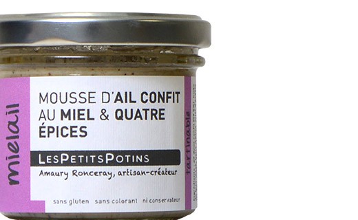 Mousse d'aglio confit al miele e alle 4 spezie - Les Petits Potins